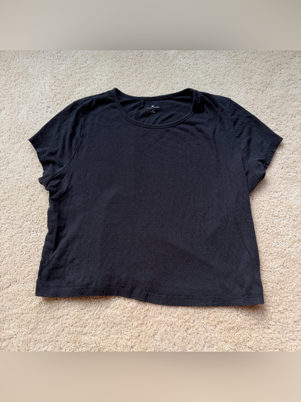 True Craft Black Boxy Cropped Short Sleeve Tee - Sz L - GUC